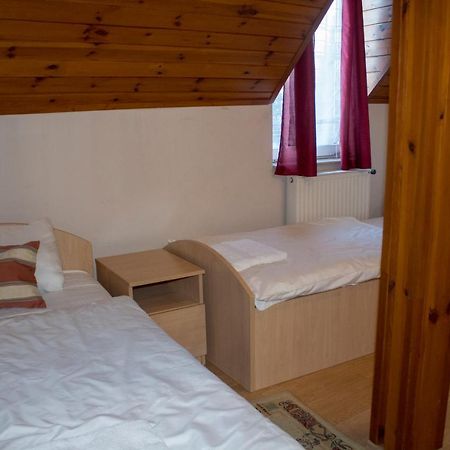 Gilde Panzio Bed and Breakfast Pilisvörösvár Eksteriør billede